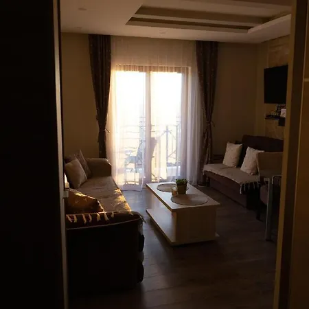 G6 Apartment